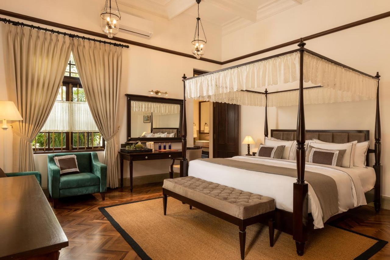 Hotel The Grand Walawwa Pinnawala  Esterno foto